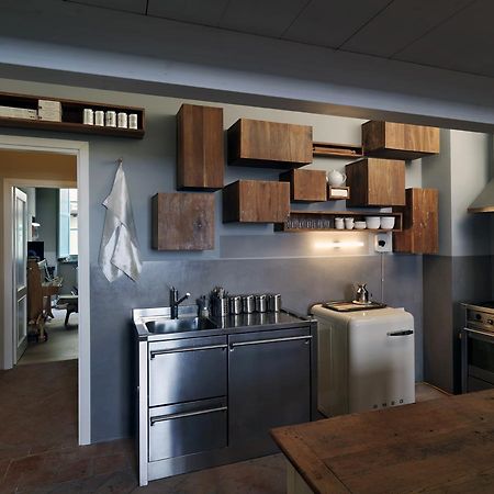 LA FINESTRA guest apartment ECO&BIO Лука Екстериор снимка